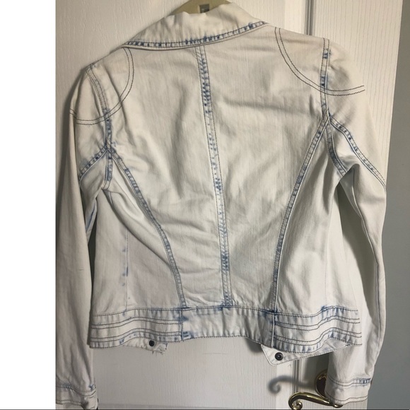 DENIM ACID WASH JACKET - Picture 2 of 3